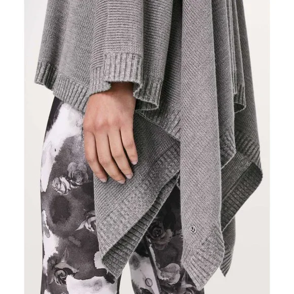 Lululemon Cashmere Tencel Divinity Scarf Poncho Ribbed Knit Cardigan Sweater - Picture 4 of 16